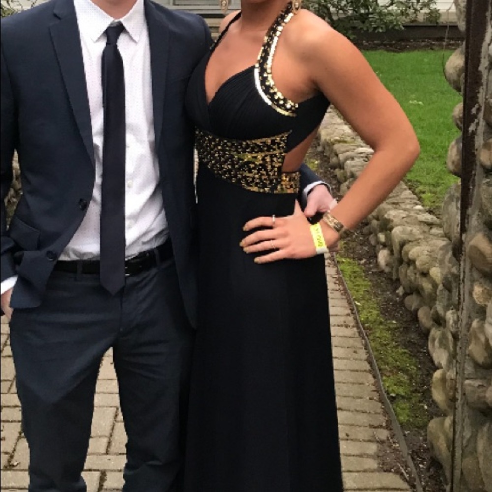 ✨✨Navy Blue Long elegant gown with gold accents✨✨